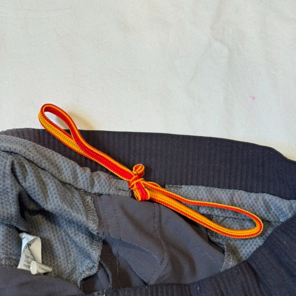 Boys Size 8 REI shorts - Picture 5 of 6
